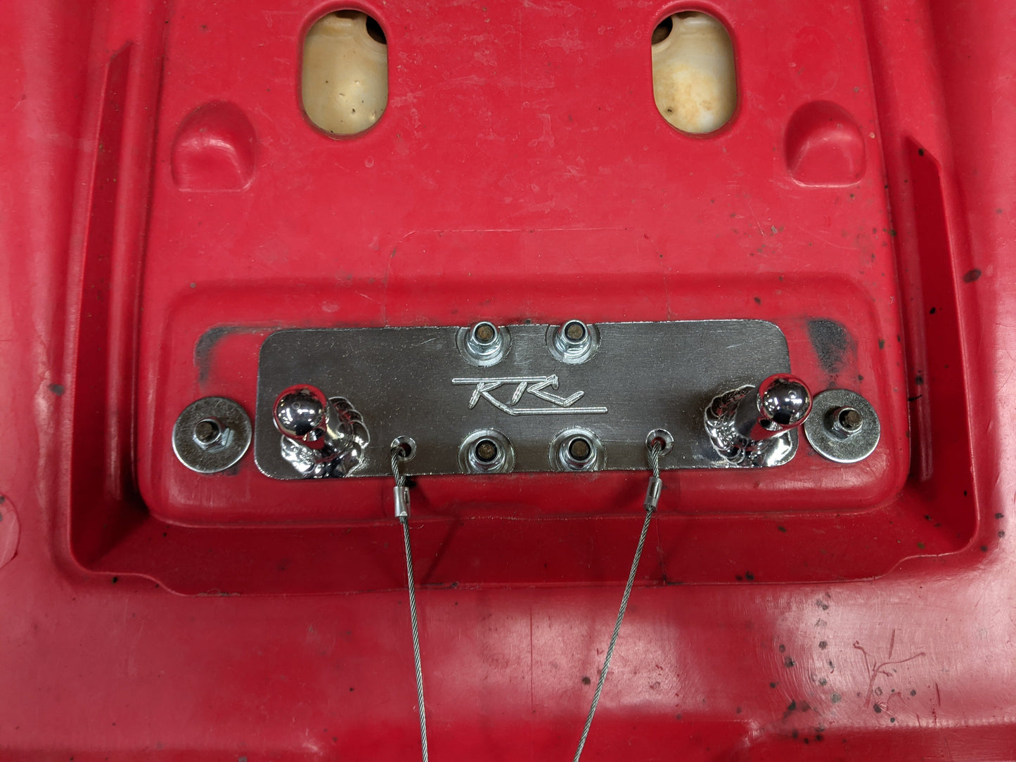 Super Lite TRX250R Seat Latches